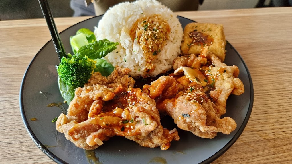 D House Cafe 糖潮茶餐廳 | 990 Doncaster Rd, Doncaster East VIC 3109, Australia | Phone: (03) 8838 8003