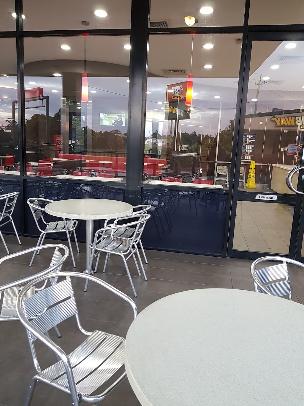 Hungry Jacks | 3/1 Spring St, South Grafton NSW 2460, Australia | Phone: (02) 6642 2915