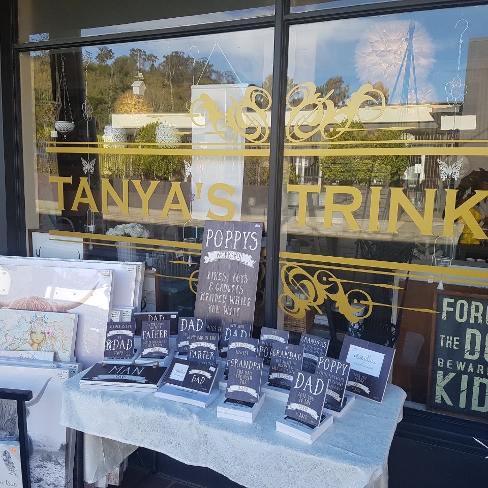 Tanyas Trinkets | 4/123 Argyle St, Picton NSW 2571, Australia | Phone: 0402 378 402