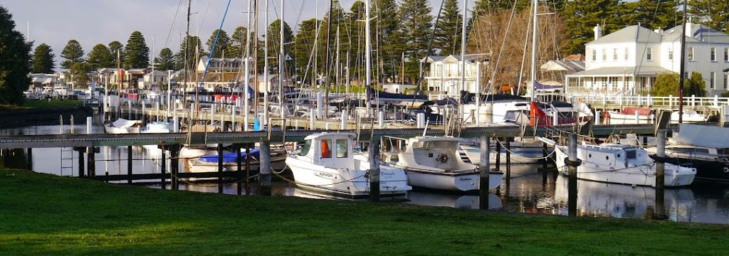 Eastern Beach Holiday Units Port Fairy | 121 Griffiths St, Port Fairy VIC 3284, Australia | Phone: (03) 5568 1117