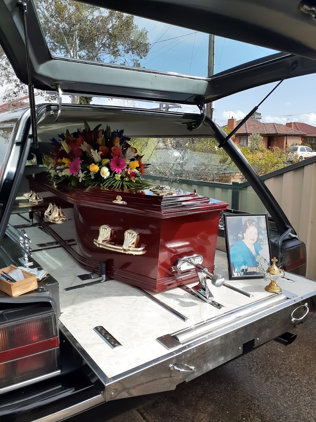 Agape Funerals | 39 Westwood Dr, Ravenhall VIC 3023, Australia | Phone: (03) 8763 0700