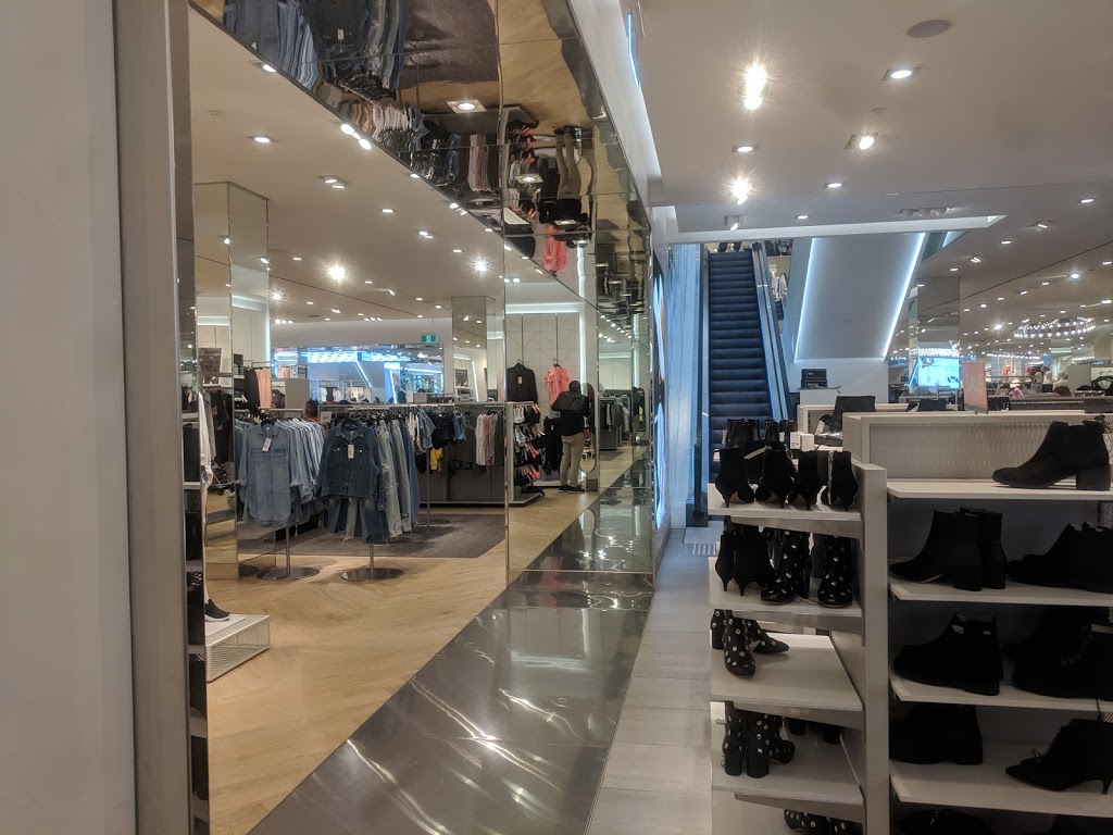 H&M | clothing store | 1341 Dandenong Rd, Chadstone VIC 3148, Australia | 1300401300 OR +61 1300 401 300