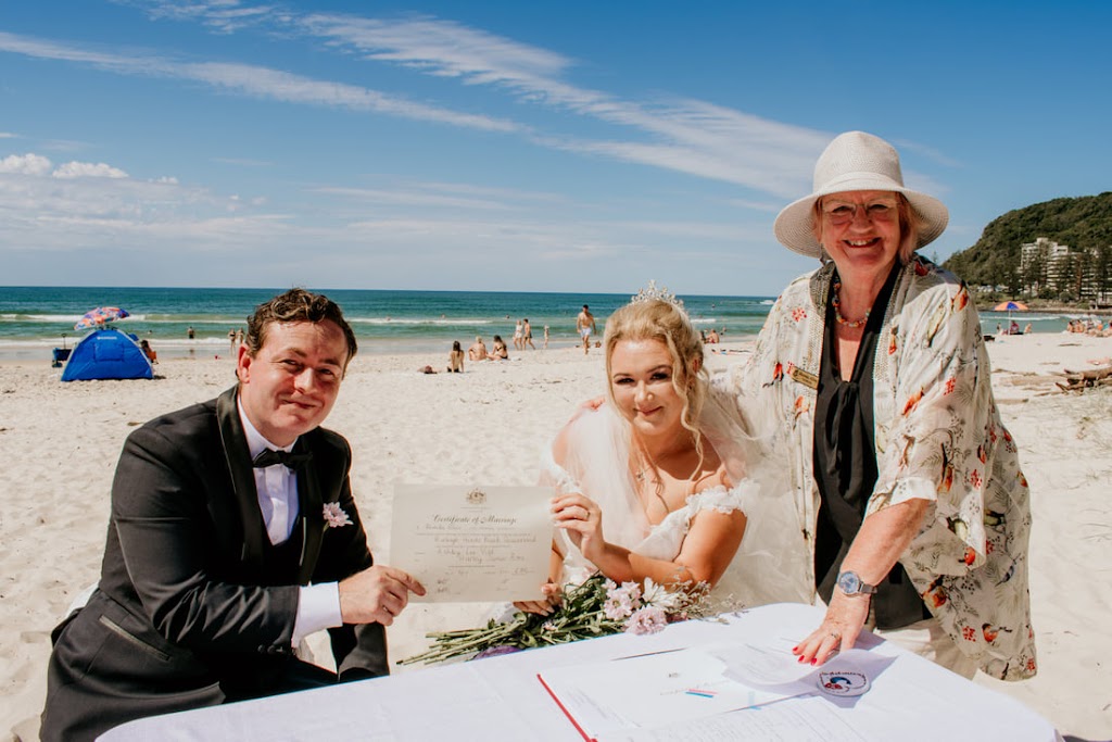 birdsongweddingsand celebrations | Unit 4/8 Ipswich St, East Toowoomba QLD 4350, Australia | Phone: 0431 843 430