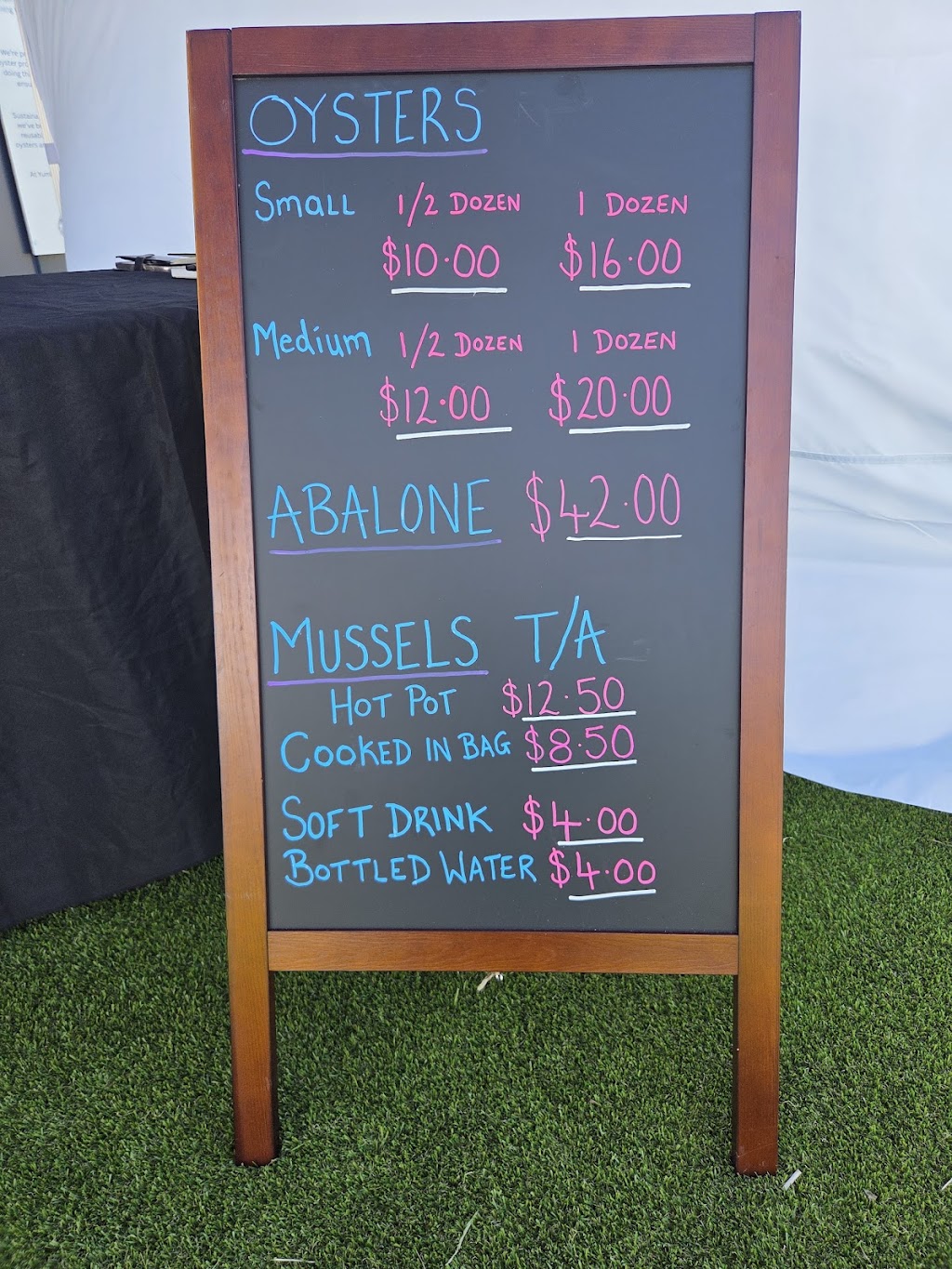 Forty Two Degrees Dunalley | 139 Arthur Hwy, Dunalley TAS 7177, Australia | Phone: 0488 218 128