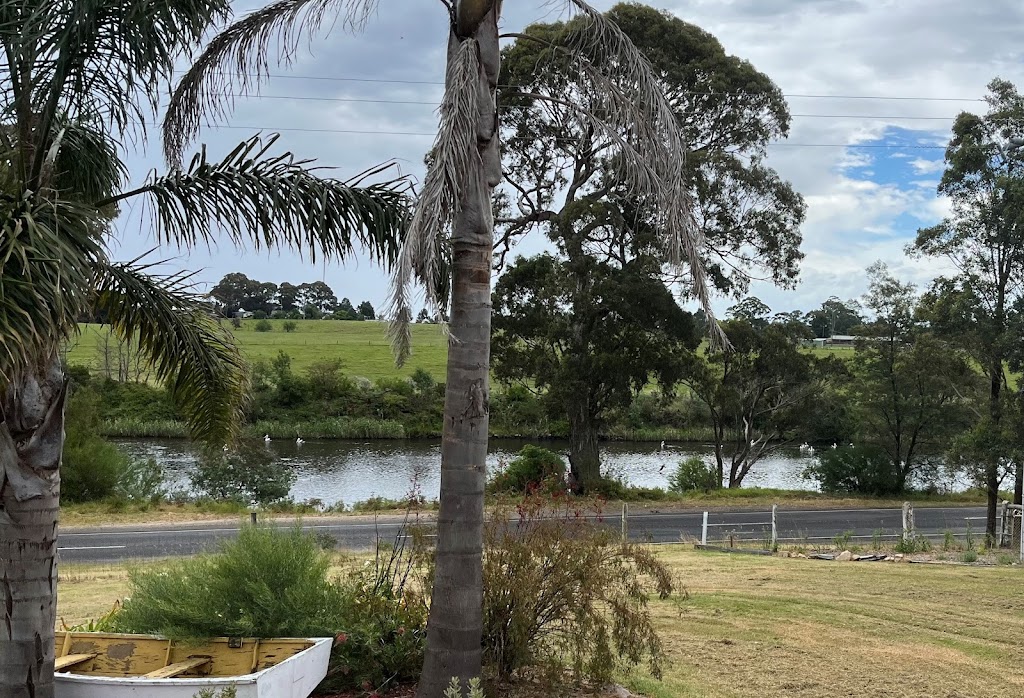 Bylands Cottage | 45 Metung Rd, Swan Reach VIC 3903, Australia | Phone: 0417 139 969