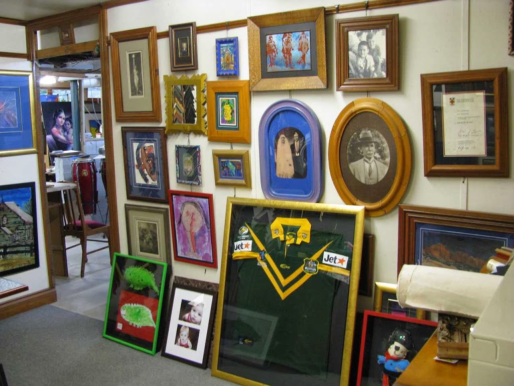 Arts and Frames Australia | 22 Lance St, Brisbane QLD 4075, Australia | Phone: (07) 3379 2360