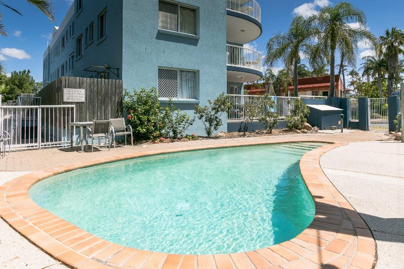 Holiday Rental - Atlantis Units, 8/458 Charlton Esplanade Torqua | lodging | Atlantis Units, 8/458 Esplanade, Torquay QLD 4655, Australia | 0741284255 OR +61 7 4128 4255