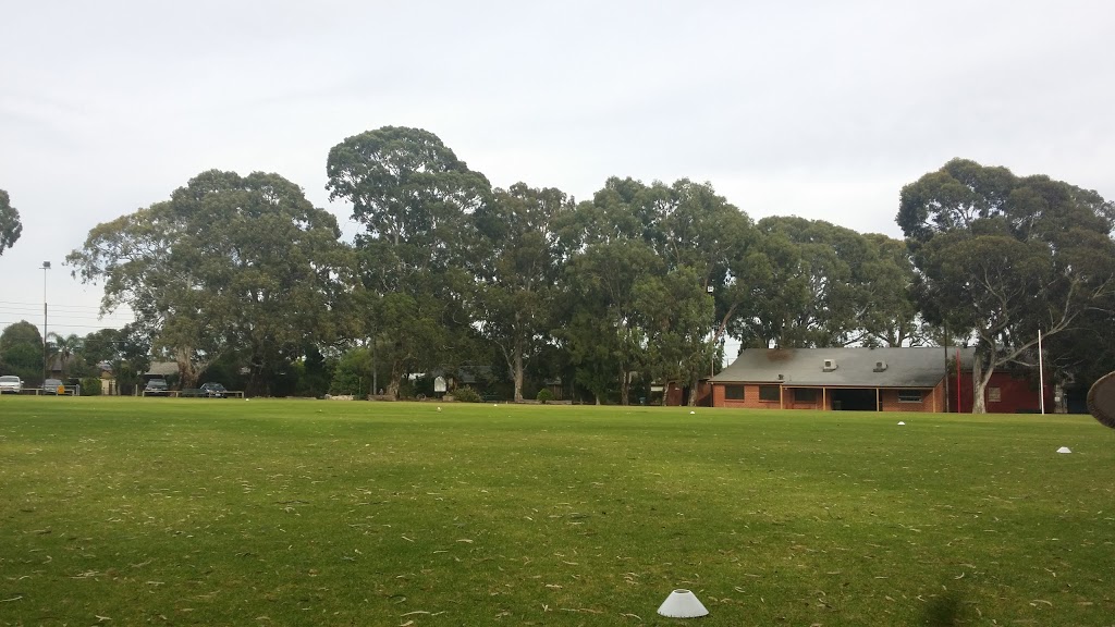 Foxfield Oval | park | 88 Maryvale Rd, Athelstone SA 5076, Australia