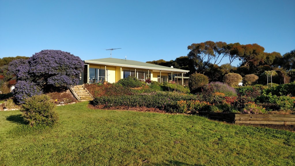Emu Bay Holiday Homes | lodging | 21 Bayview Rd, Emu Bay SA 5223, Australia | 0885535241 OR +61 8 8553 5241