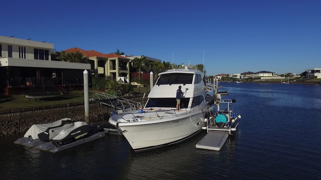 Mobile Boat Washing | Hope Harbour Marina, Hope Island QLD 4051, Australia | Phone: 1300 926 422