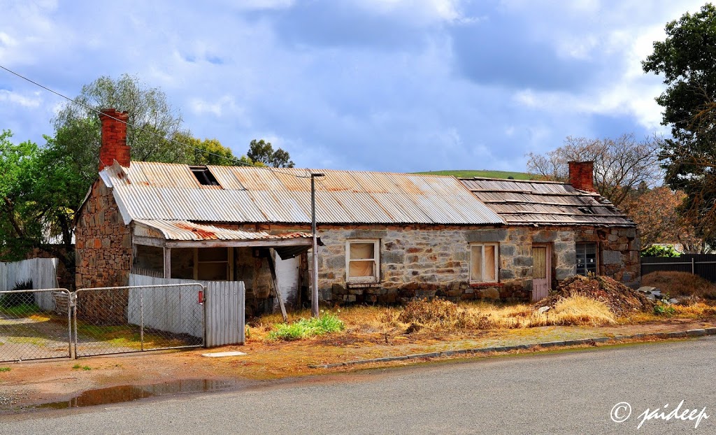 Burra Heritage Cottages - Tivers Row | lodging | 1 Young St, Burra SA 5417, Australia | 0888922461 OR +61 8 8892 2461