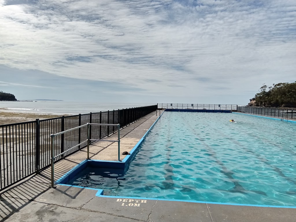 Ulladulla Sea Pool | Southern end of, Ulladulla Harbour, Ulladulla NSW 2539, Australia | Phone: (02) 4444 8811