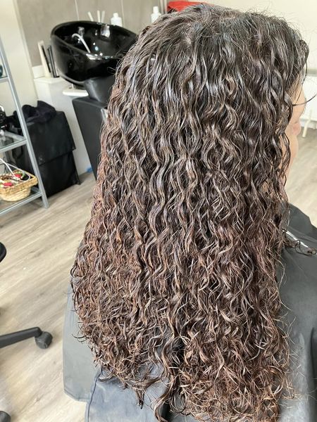 Snip Curl Hairdressing | 10 Westcliffe Cres, Sebastopol VIC 3356, Australia | Phone: 0457 788 074