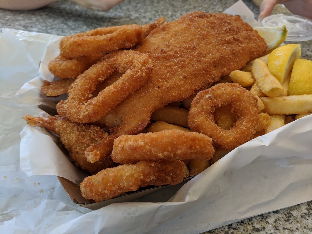 Salt n Battered | 104 110/98 Alexandra Parade, Alexandra Headland QLD 4572, Australia | Phone: (07) 5475 4525