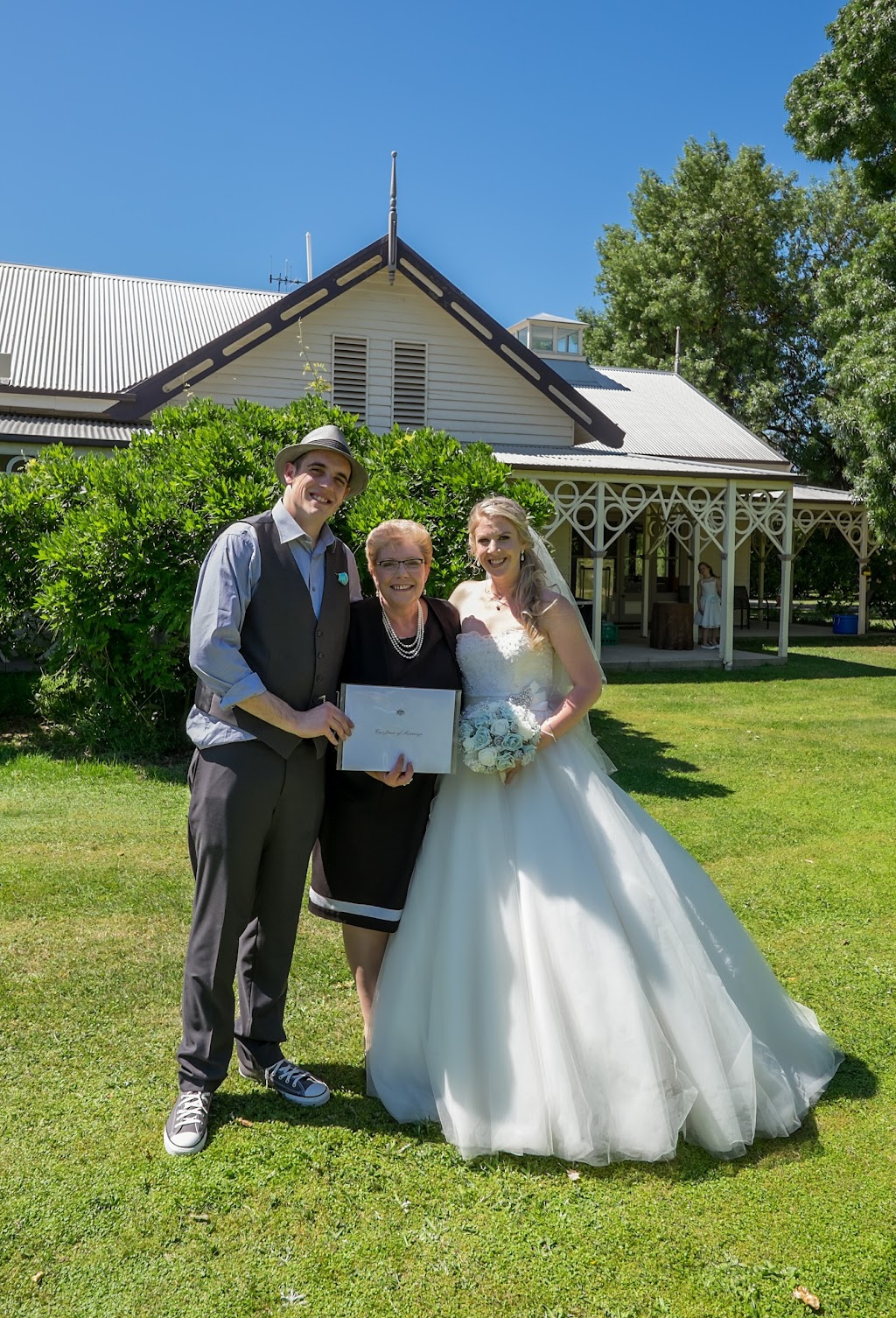 Jennifer Broadbent Marriage Celebrant | U1/28 Knight St, Shepparton VIC 3630, Australia | Phone: 0411 055 900