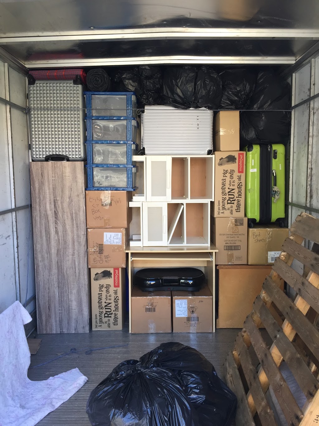 Lucky Transport Services | moving company | 1 Gertrude St, Wolli Creek NSW 2205, Australia | 0490438063 OR +61 490 438 063