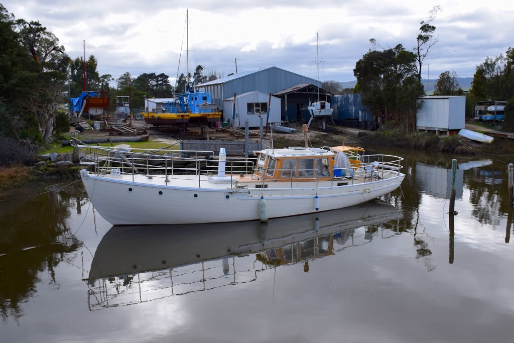 Gravelly Beach Marine | storage | 200 Gravelly Beach Rd, Gravelly Beach TAS 7276, Australia | 0363944271 OR +61 3 6394 4271