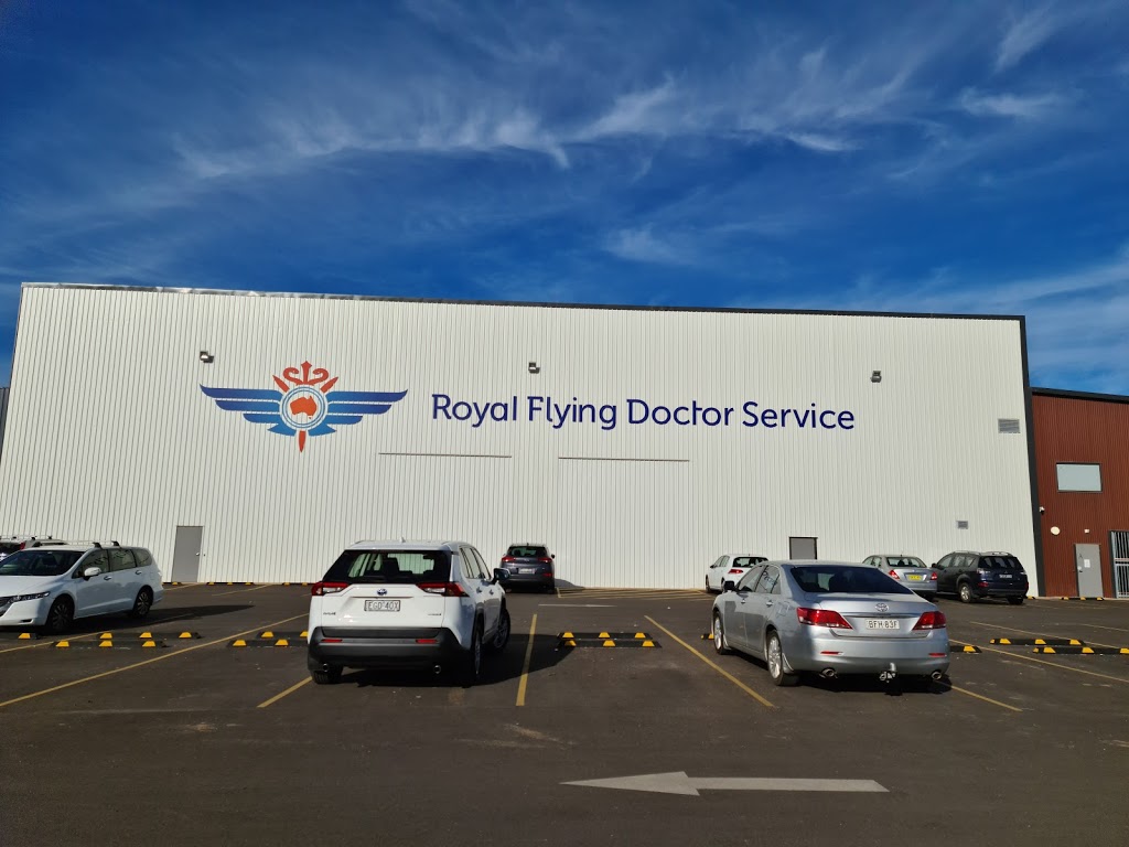 Royal Flying Doctor Service Visitor Experience | tourist attraction | 21 Judy Jakins Dr, Dubbo NSW 2830, Australia | 1800847487 OR +61 1800 847 487