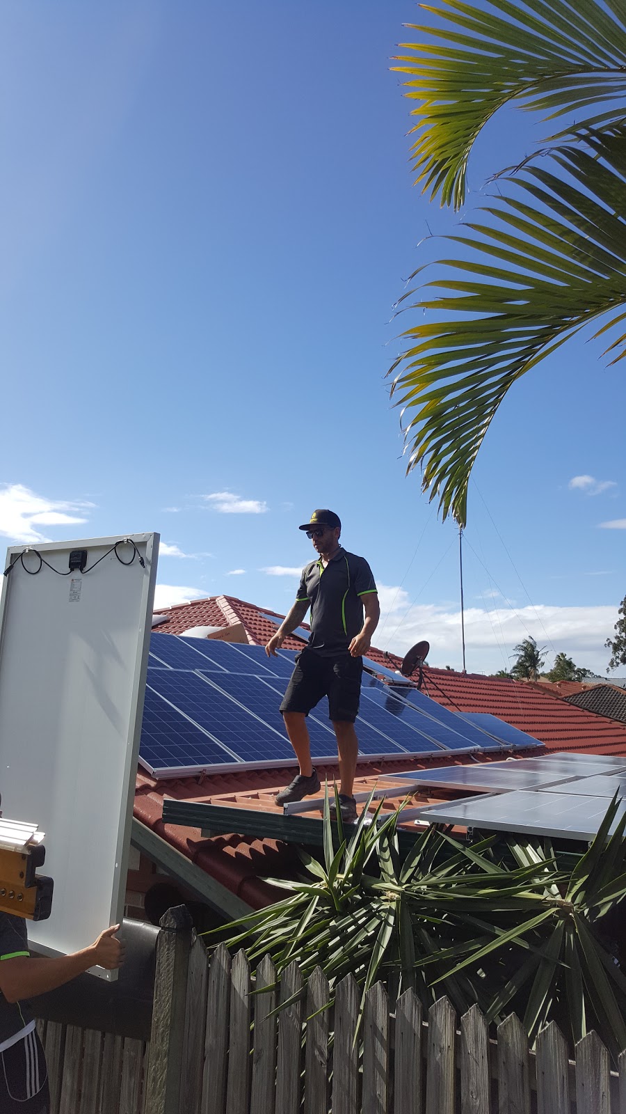 Coastwide Solar | 19/9 Greg Chappell Dr, Burleigh Heads QLD 4220, Australia | Phone: (07) 5520 0034