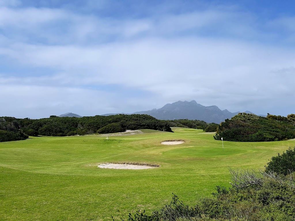 Flinders Island Golf Course | 33 Esplanade, Whitemark TAS 7255, Australia | Phone: (03) 6359 2070