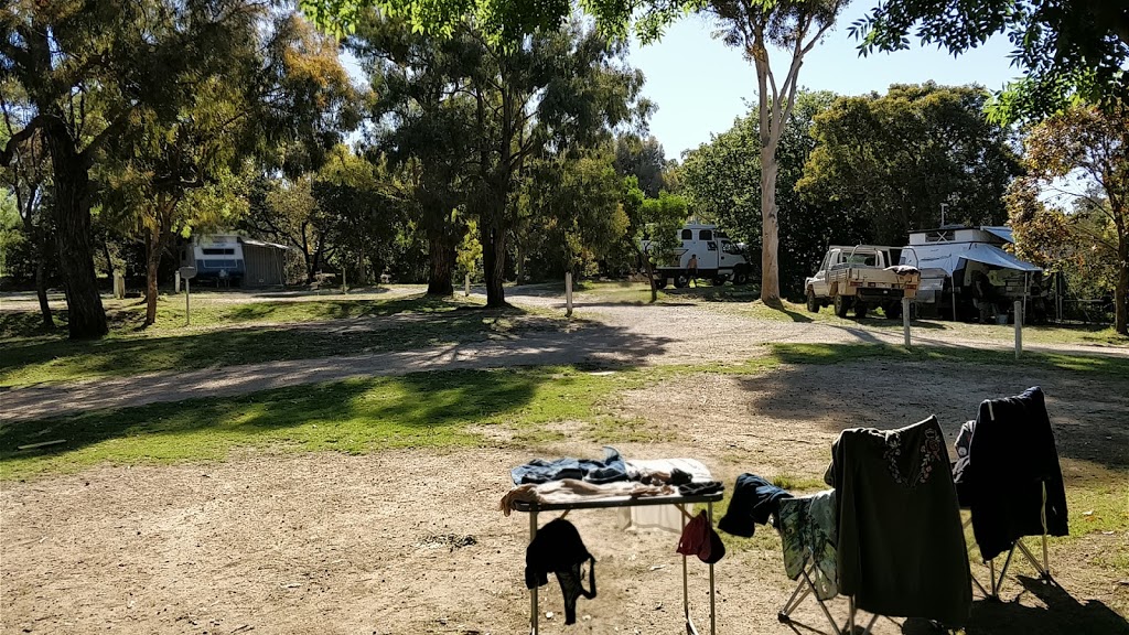Point Leo Foreshore Camping | Point Leo Rd, Point Leo VIC 3916, Australia | Phone: (03) 5989 8333