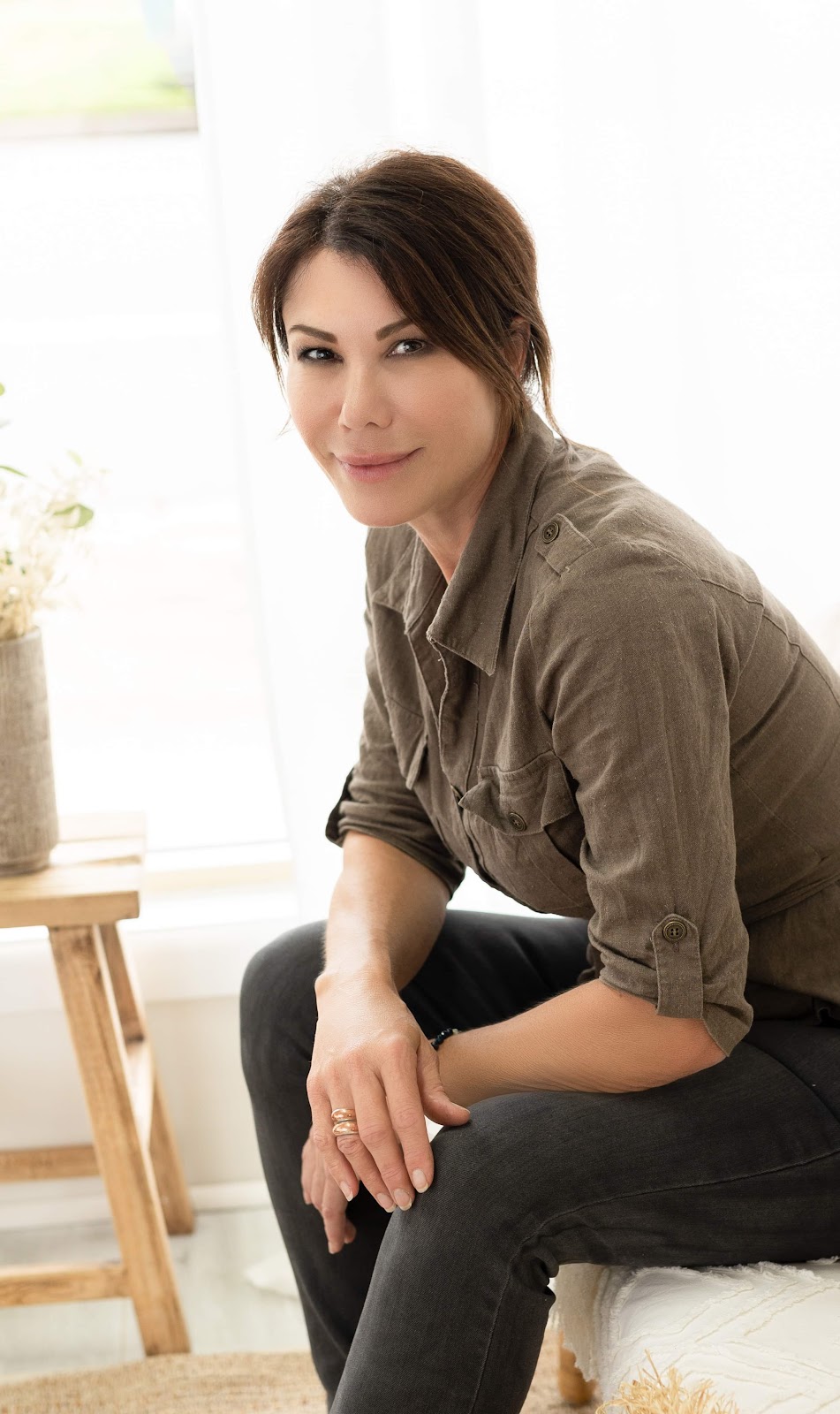 Raven’s Cave | Unit 5/521 Bells Line of Rd, Kurmond NSW 2757, Australia | Phone: 0410 749 660