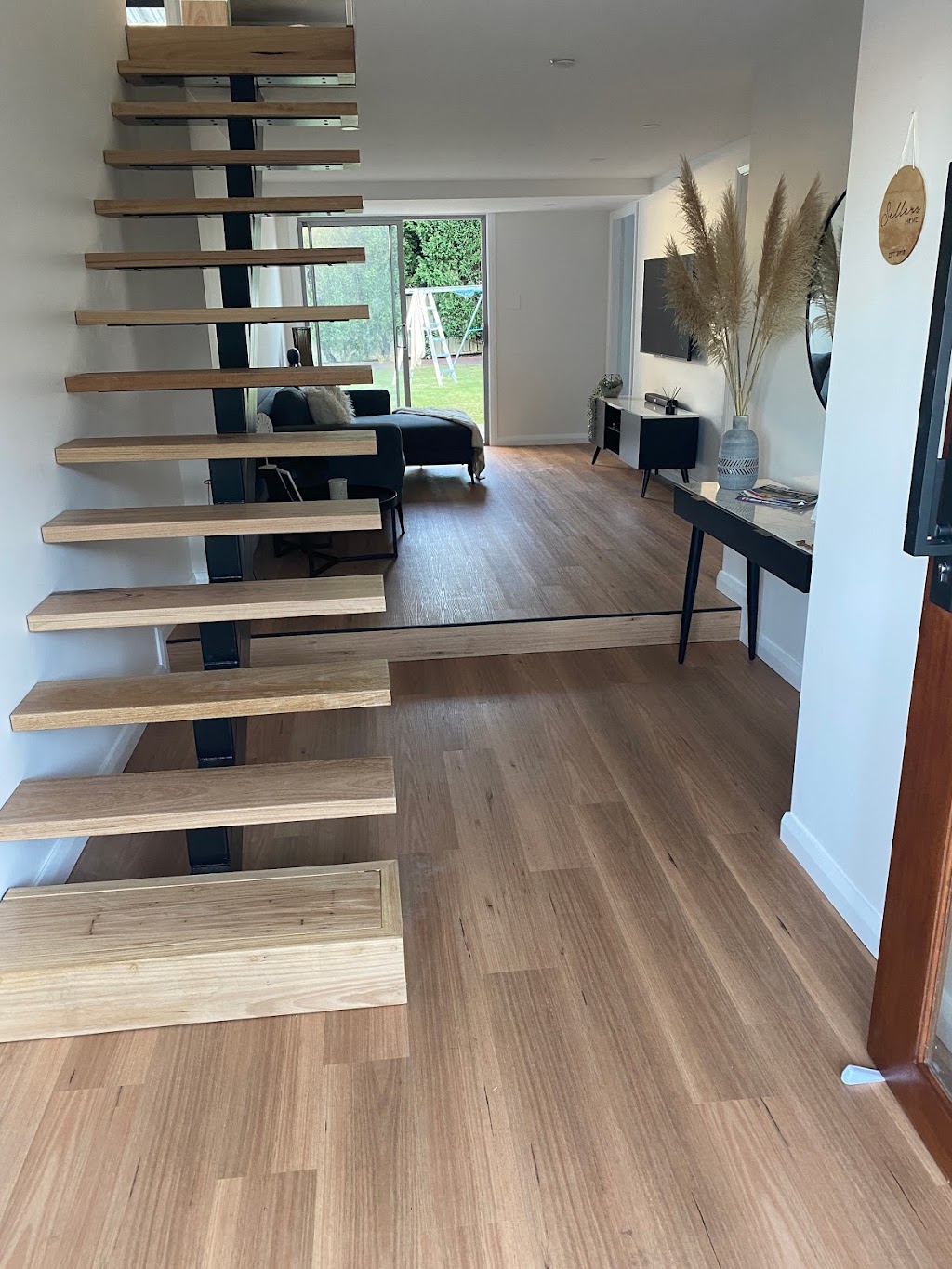 Explicit Construction | Macquarie St, Morisset NSW 2264, Australia | Phone: 0403 610 342