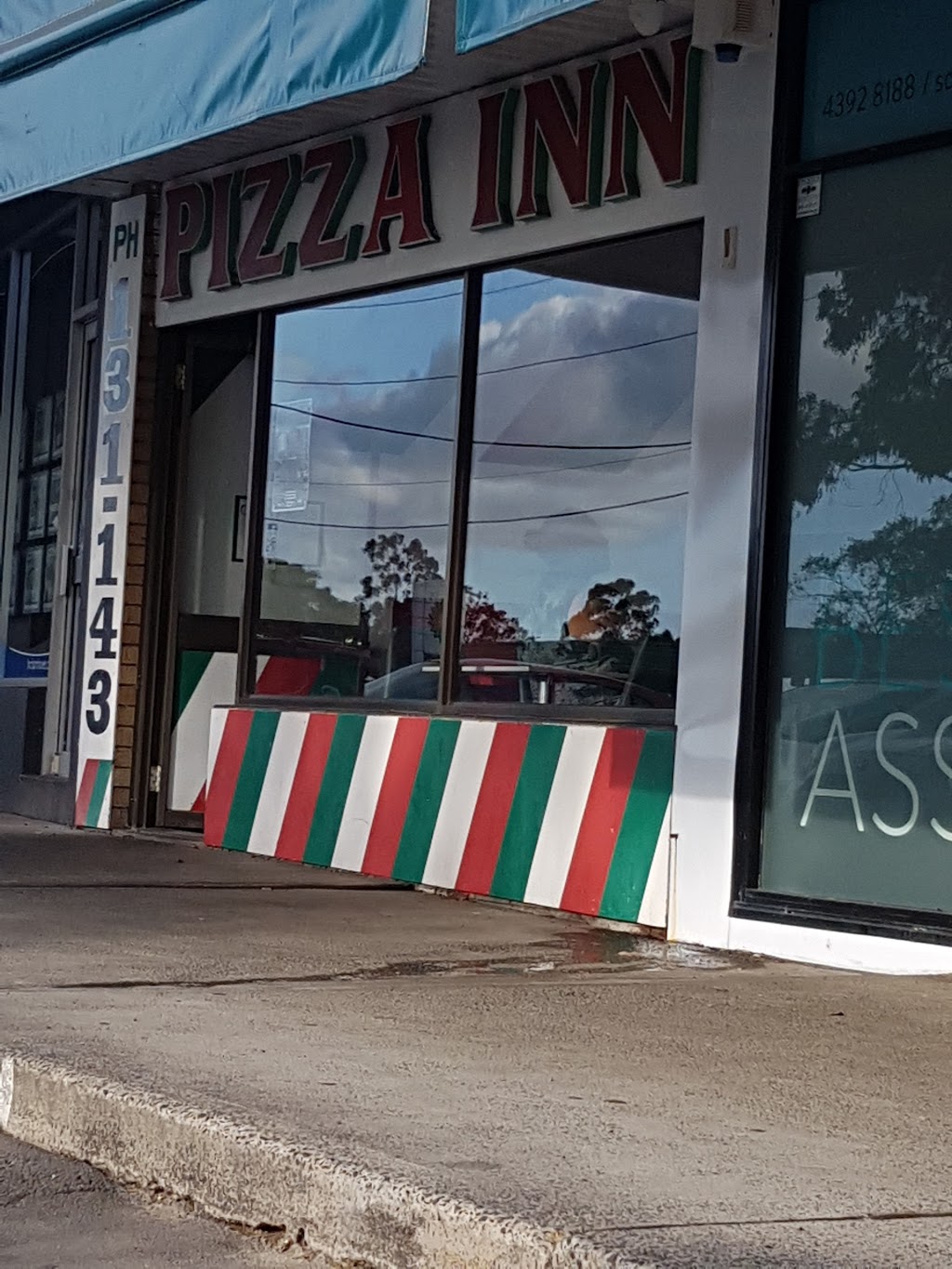 Pizza Inn | 201 Pacific Hwy, Charmhaven NSW 2263, Australia | Phone: (02) 4392 6444