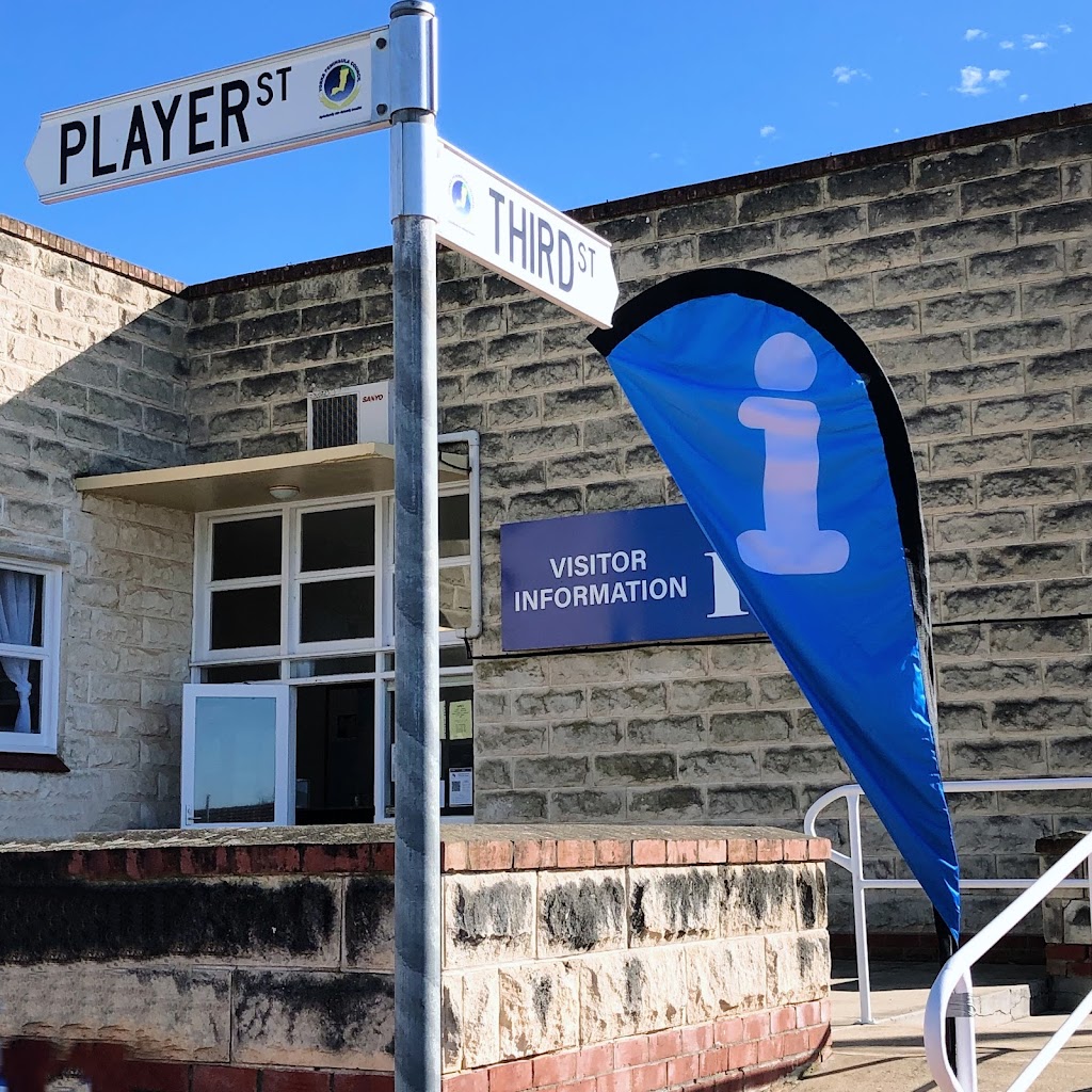Warooka Visitor Info Outlet & Step Up Op Shop | travel agency | Cnr First ST and, Player St, Warooka SA 5577, Australia | 0871272252 OR +61 8 7127 2252