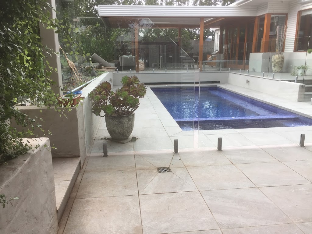 Surfcoast Pool Fences | 155 S Beach Rd, Torquay VIC 3228, Australia | Phone: 0402 839 644