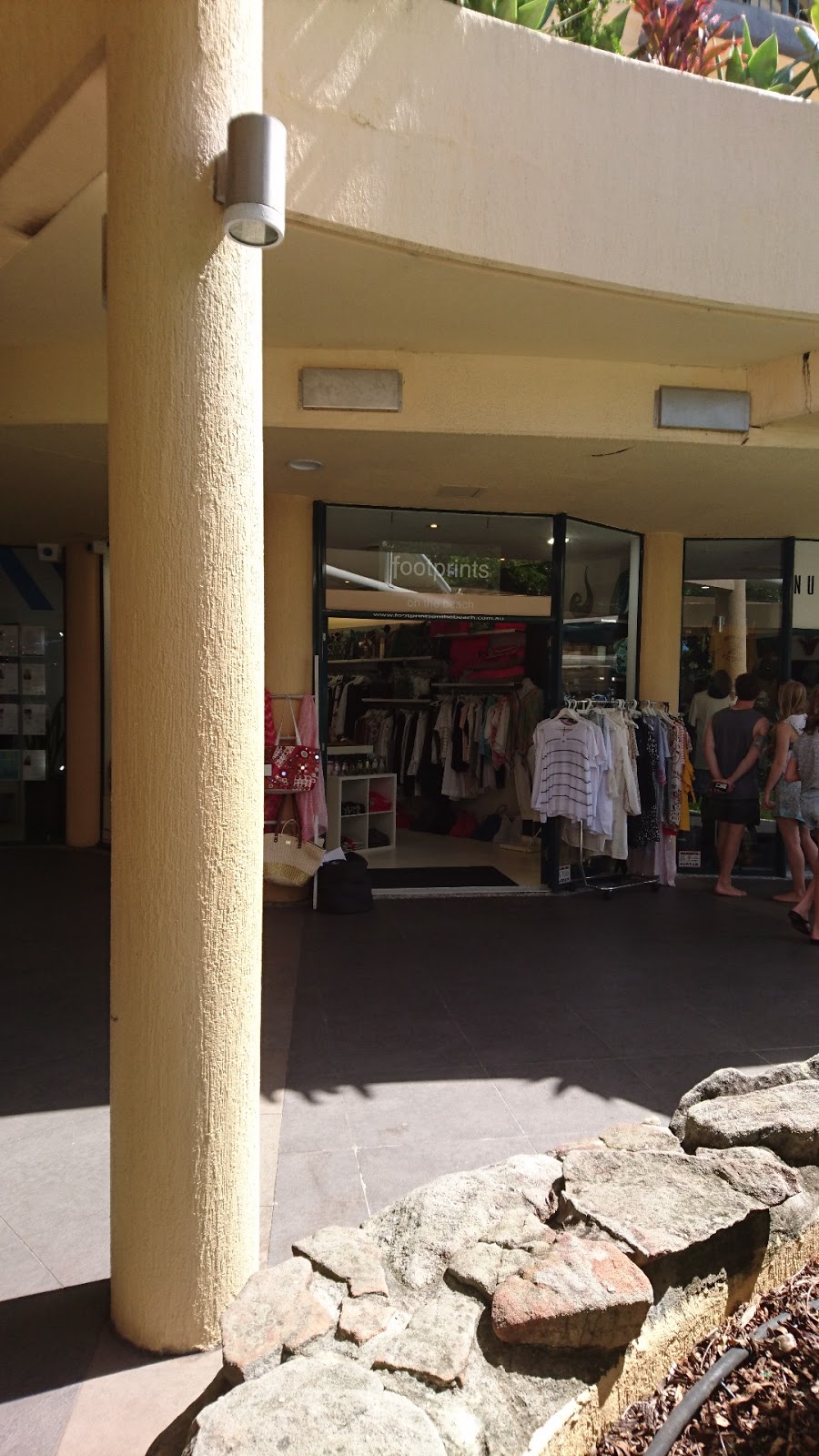 Footprints on the Beach | home goods store | Shop 18 Peninsular Resort, 13 Mooloolaba Esplanade, Mooloolaba QLD 4557, Australia | 0754442100 OR +61 7 5444 2100