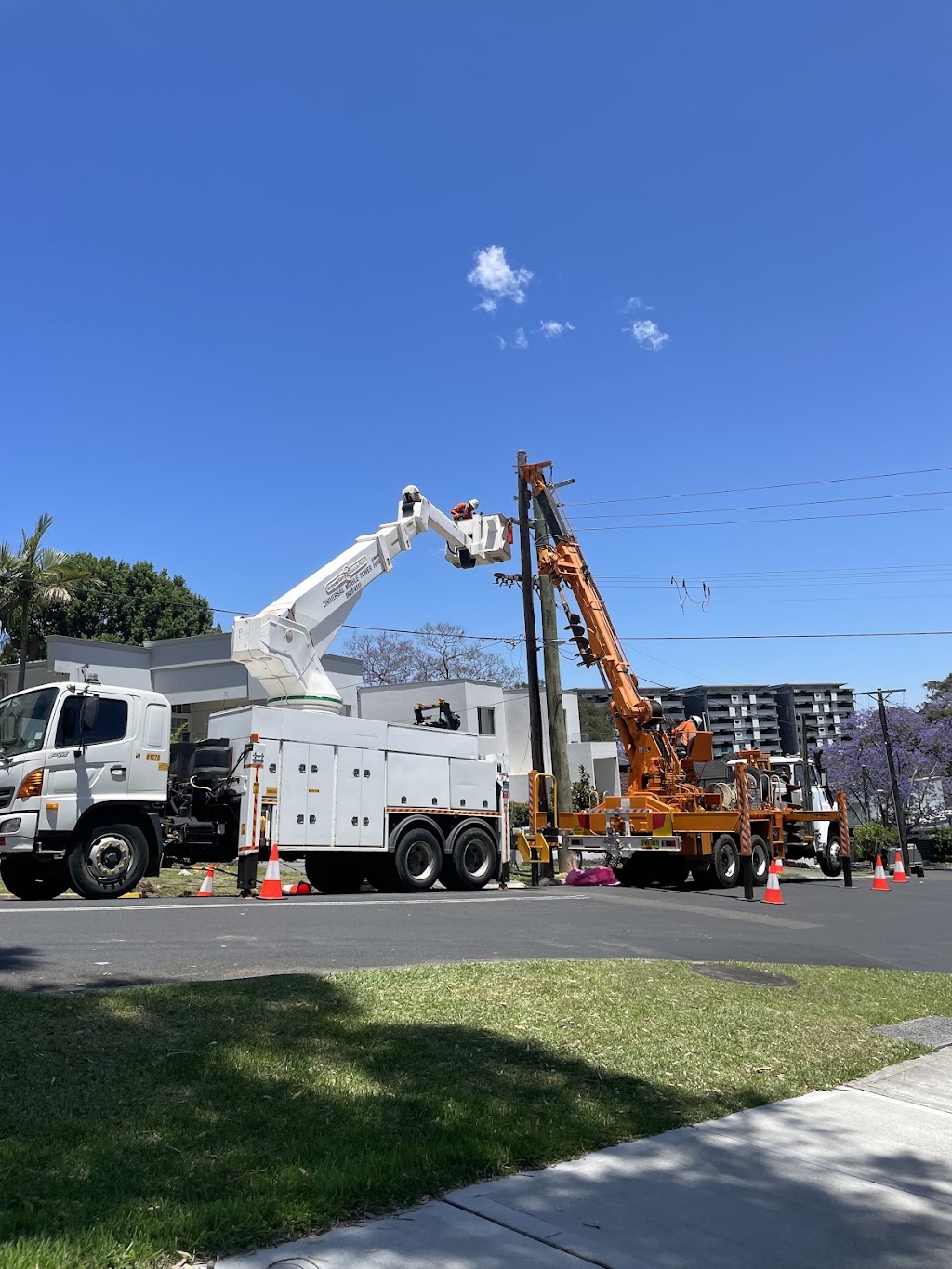 All Star Tower Hire | 21 May Ave, Rossmore NSW 2557, Australia | Phone: 0451 300 872