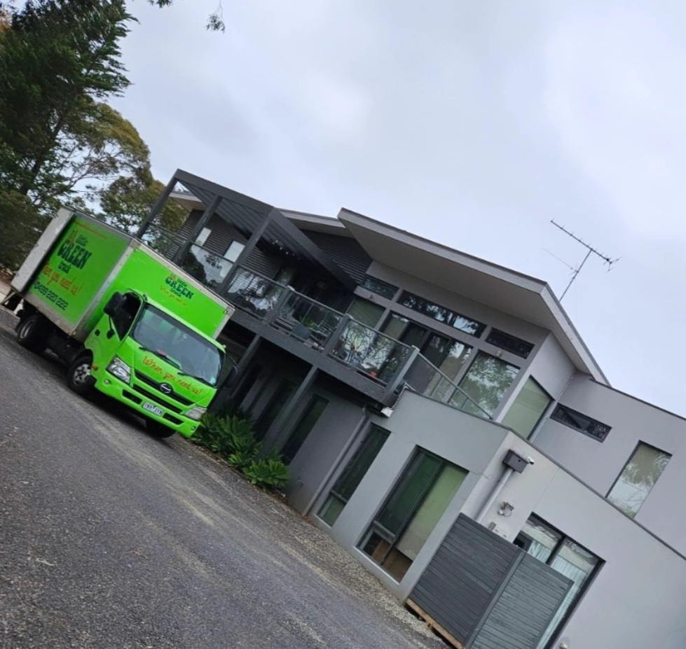 Little Green Removals Geelong | 14 kadak Pl, Breakwater VIC 3219, Australia | Phone: 0499 220 222
