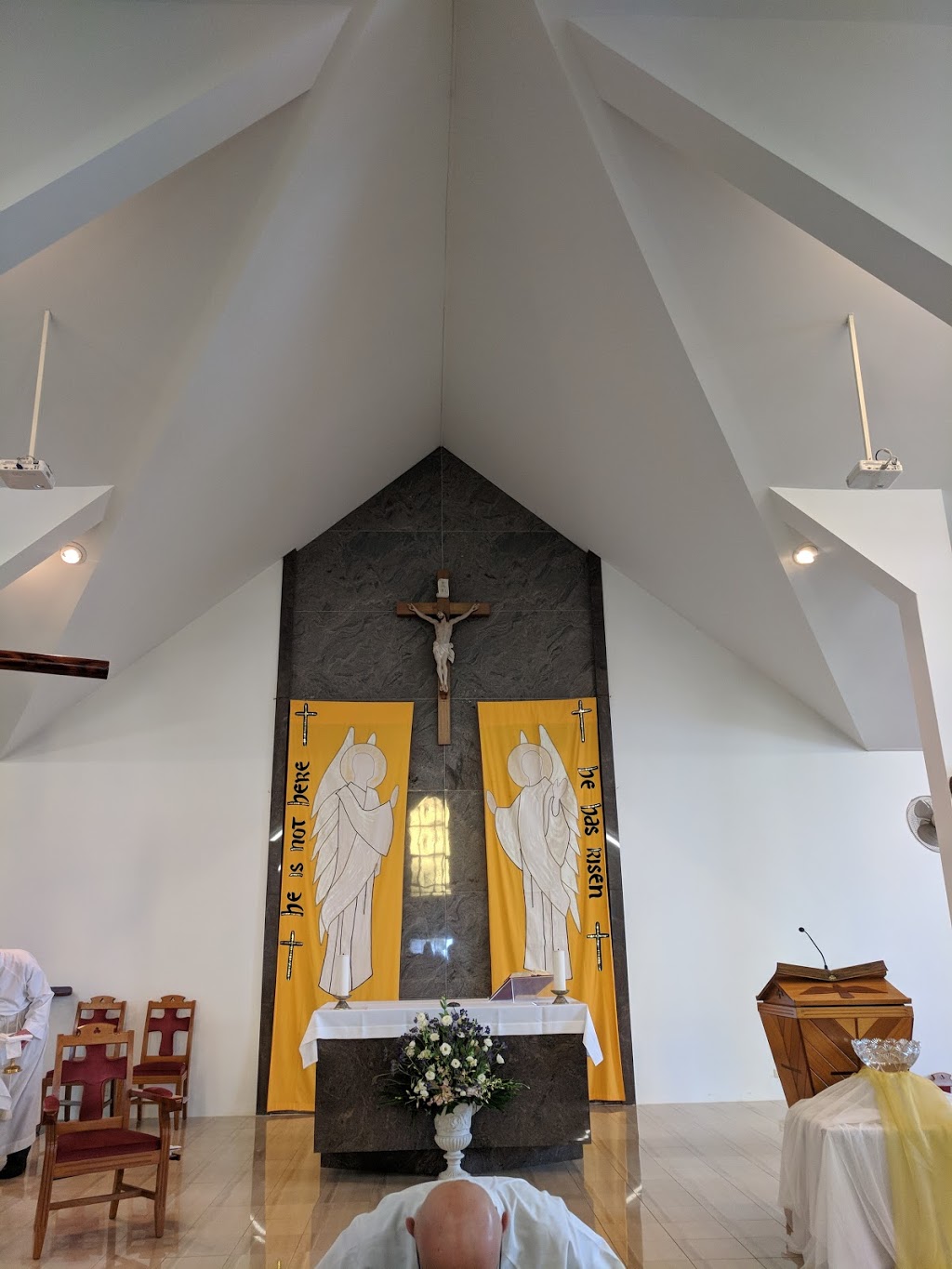 Catholic Church | church | 20 Almondbury St, Bayswater WA 6053, Australia | 0892711414 OR +61 8 9271 1414