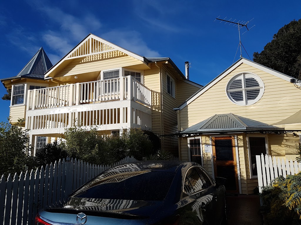 Captains Quarters | 43 Noel St, Apollo Bay VIC 3233, Australia | Phone: 0417 566 896