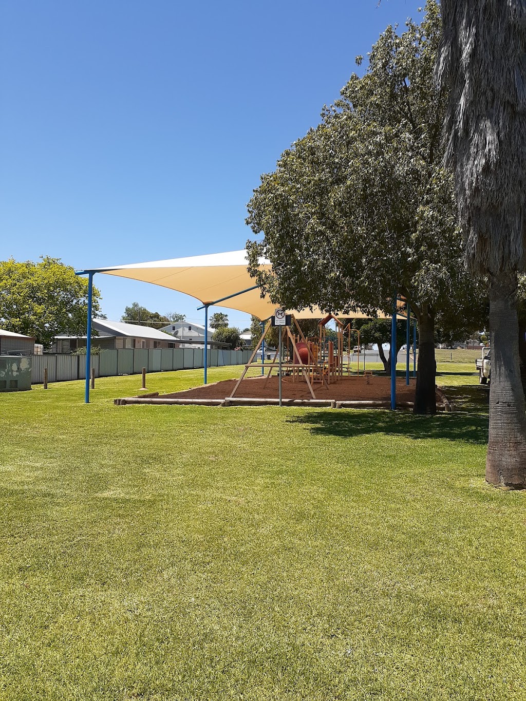 APEX Park | park | 17 Craft Cres, Condobolin NSW 2877, Australia
