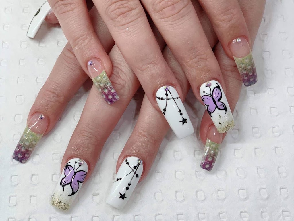 Venus Nails - Mount Annan | Shop L37/11-13 Main St, Mount Annan NSW 2567, Australia | Phone: (02) 4647 8933