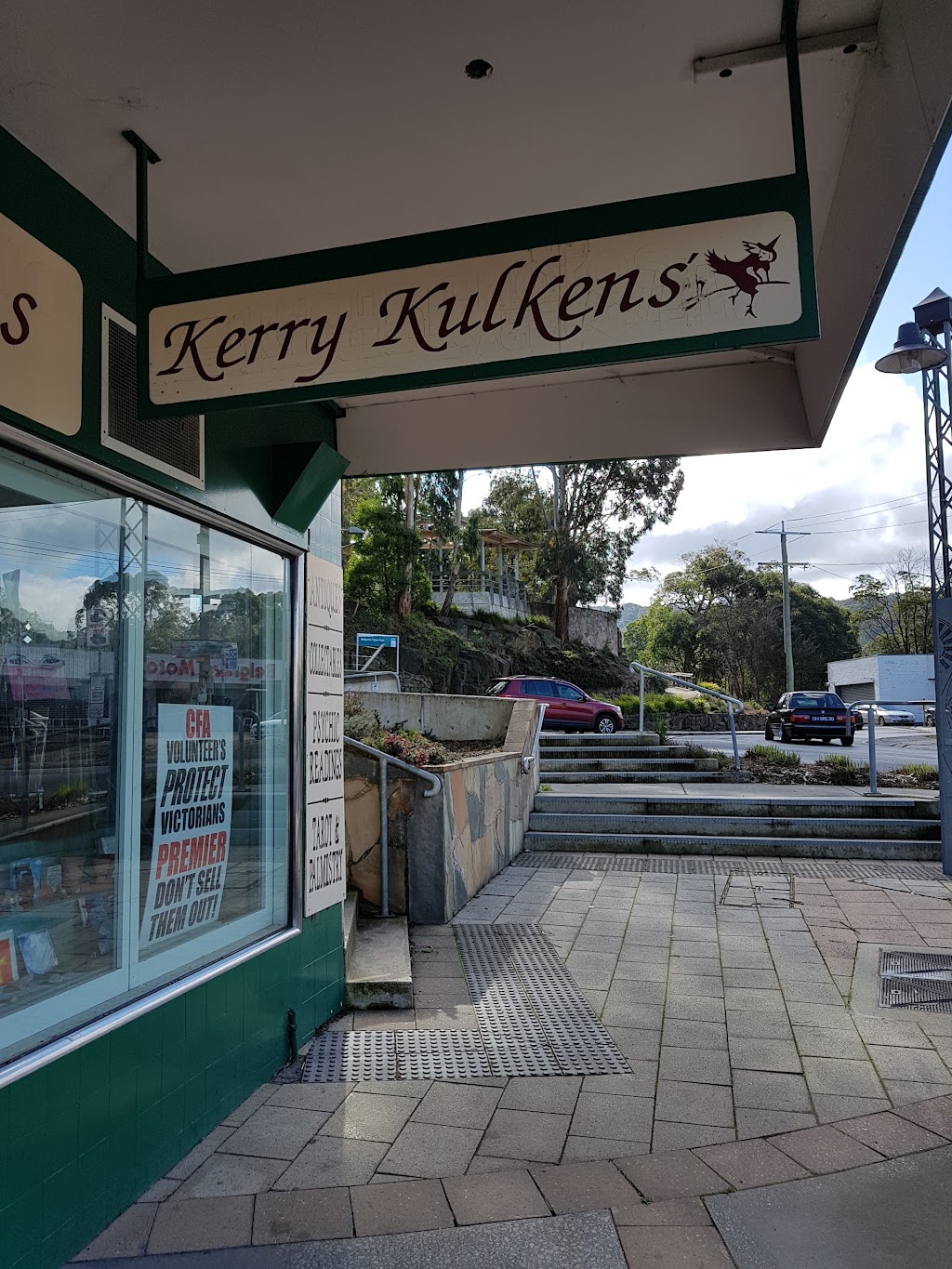 Kerry Kulkens Magic Shop | point of interest | 1693 Burwood Hwy, Belgrave VIC 3160, Australia | 0397544587 OR +61 3 9754 4587