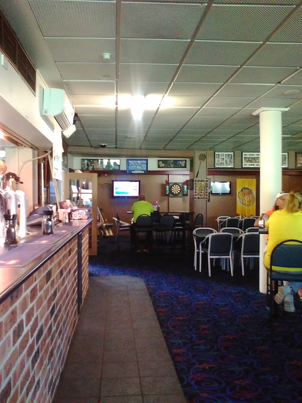 Forbes Golf Club |  | 17 Parkes Rd, Forbes NSW 2871, Australia | 0268511554 OR +61 2 6851 1554