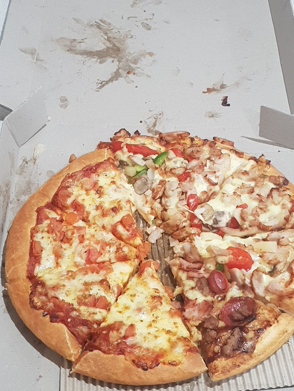Pizza Hut Narangba | 212-226 Young Rd, Narangba QLD 4504, Australia | Phone: 13 11 66