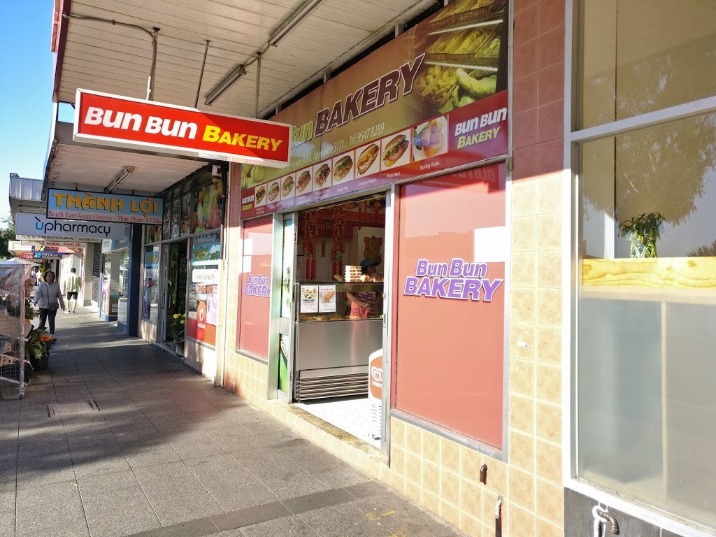 Bun Bun Bakery | bakery | 1/288 Springvale Rd, Springvale VIC 3171, Australia | 0395478289 OR +61 3 9547 8289