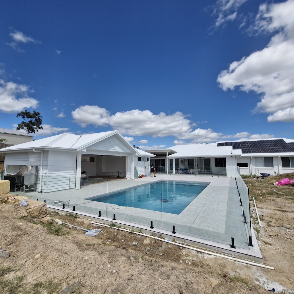 Hinterland Glassworx | 30-36 Wagonwheel Rd, Boyland QLD 4275, Australia | Phone: (07) 5543 4303