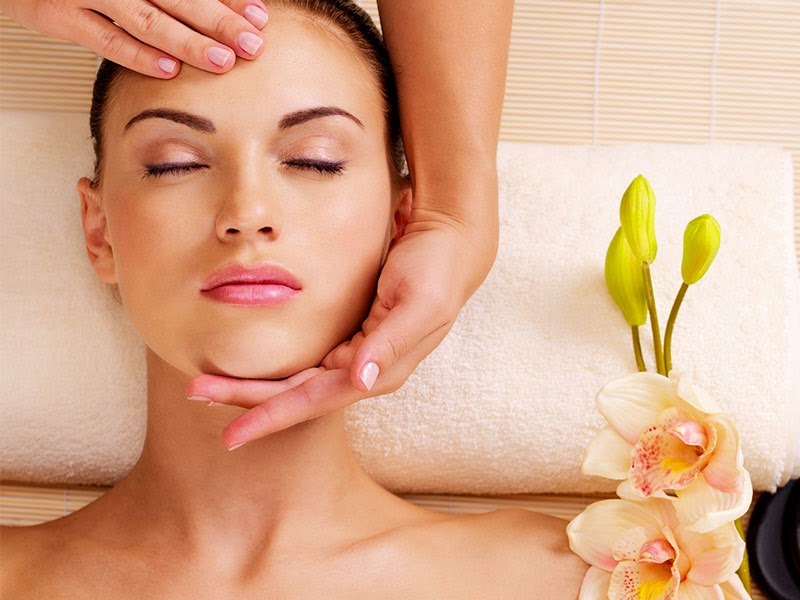 The Beauty Bed | Southtown Shopping Centre, 5/140 South St, Toowoomba QLD 4350, Australia | Phone: (07) 4613 5077