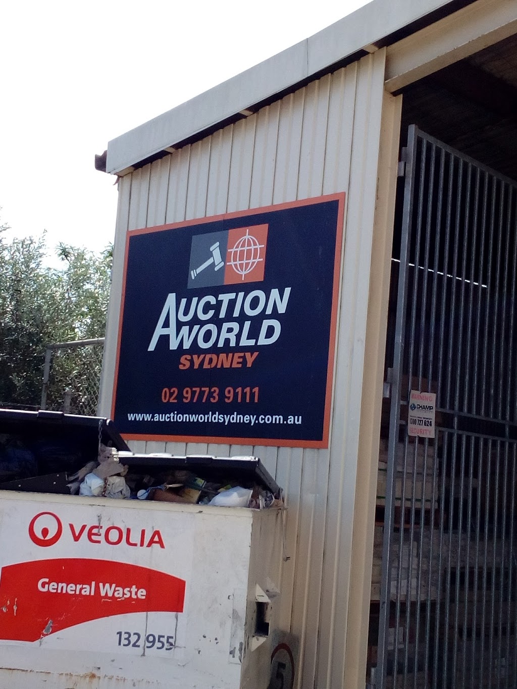 Auction World Sydney | 87 Allingham St, Condell Park NSW 2200, Australia | Phone: (02) 9790 0300