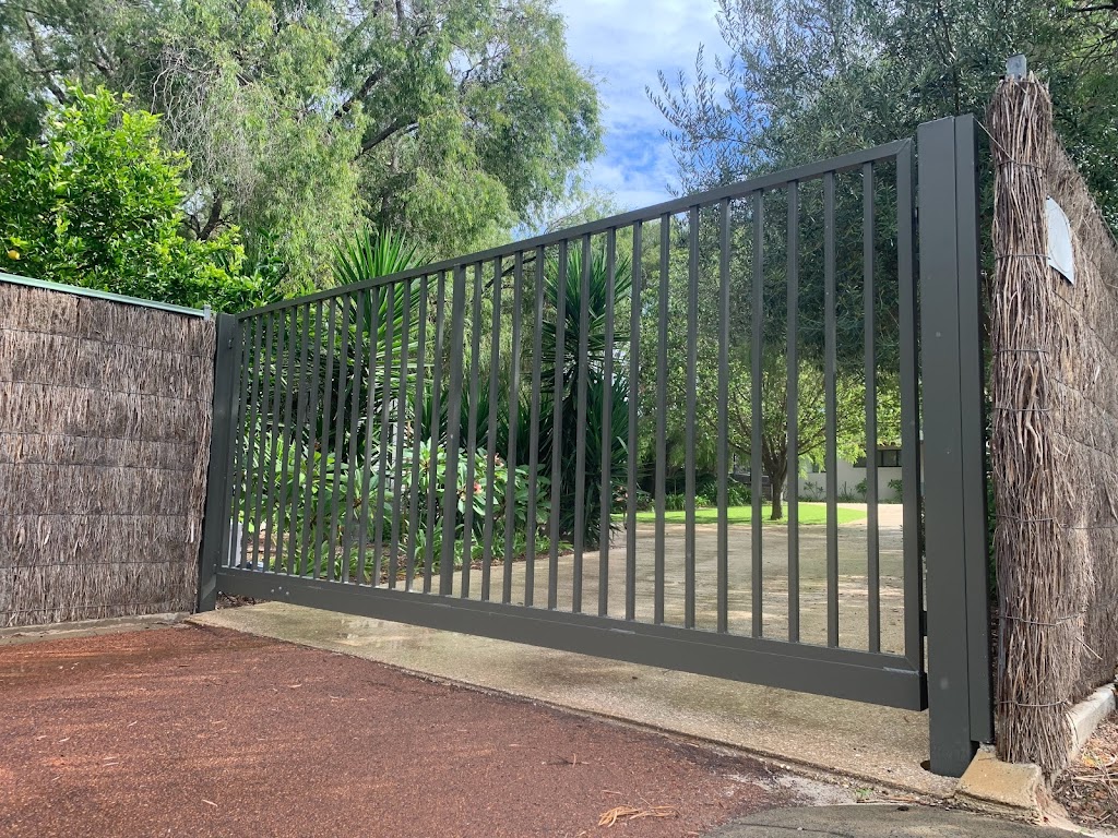 Broadwater Fencing and Powdercoaters Busselton | general contractor | 33 Frederick St, Busselton WA 6280, Australia | 0897541541 OR +61 8 9754 1541