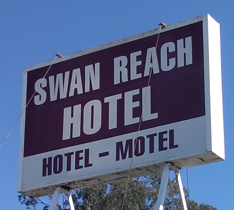 Swan Reach Hotel Motel | 2054 Princes Hwy, Swan Reach VIC 3903, Australia | Phone: (03) 5156 4222