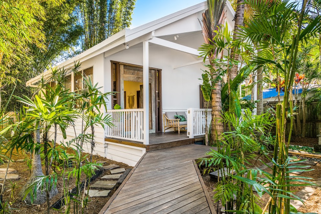 A PERFECT STAY Bamboo Beach House | 76 Butler St, Byron Bay NSW 2481, Australia | Phone: 1300 588 277