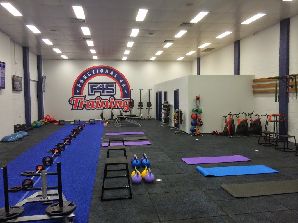 F45 Training Burleigh | gym | 11 Kortum Dr, Burleigh Heads QLD 4220, Australia | 0416588105 OR +61 416 588 105
