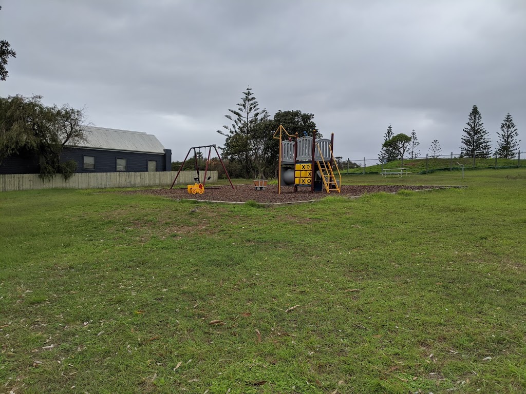 Flowers Drive Park Playground |  | 6 Northwood Rd, Catherine Hill Bay NSW 2281, Australia | 0249210333 OR +61 2 4921 0333