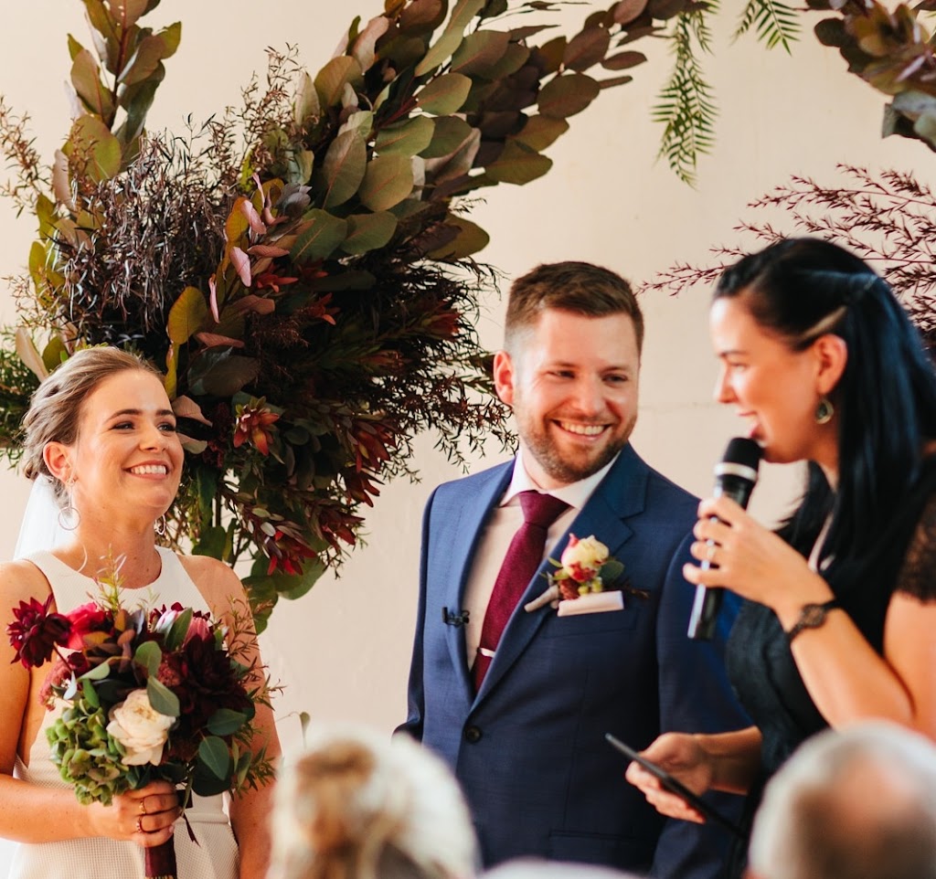 Meredith Crookes Celebrant | 3 Fairfield Rd, Alphington VIC 3078, Australia | Phone: 0413 529 568